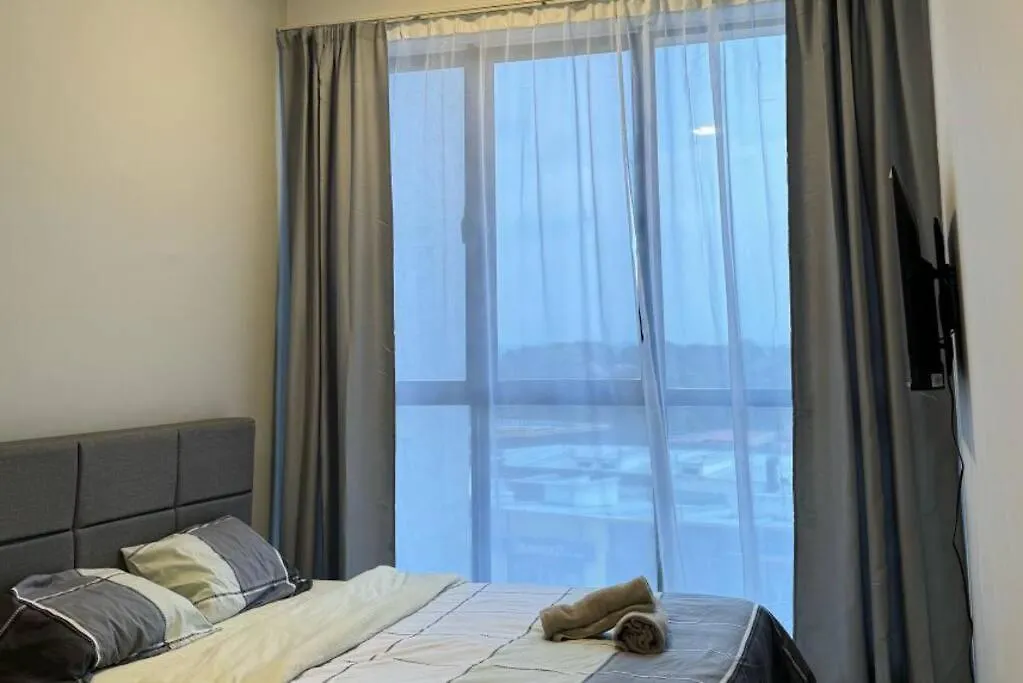 Cozy Sky Trees Bukit Indah Netflix And Amenities B06 Διαμέρισμα Τζόχορ Μπάχρου