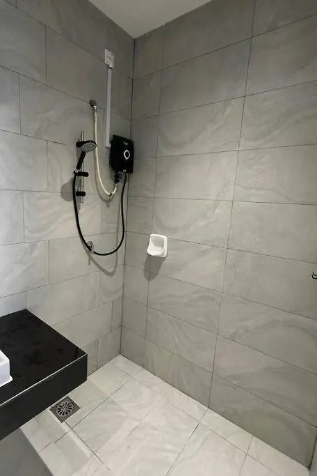 Cozy Sky Trees Bukit Indah Netflix And Amenities B06 Διαμέρισμα Τζόχορ Μπάχρου